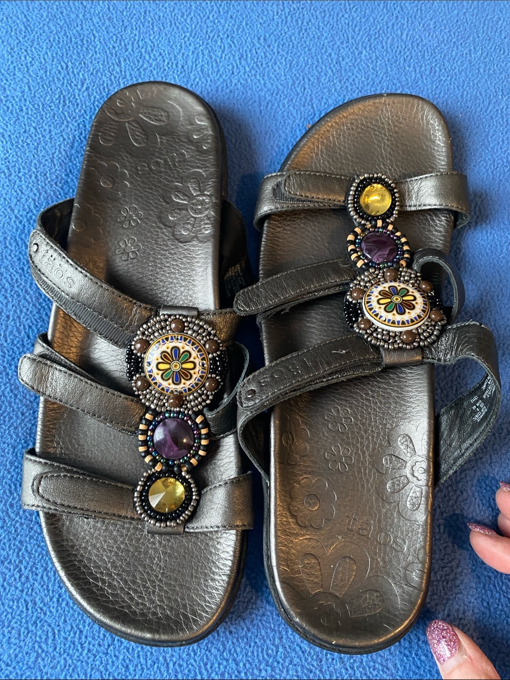 Taos Black Beaded Multi-Stone Slide Sandals - Picture 11 of 13